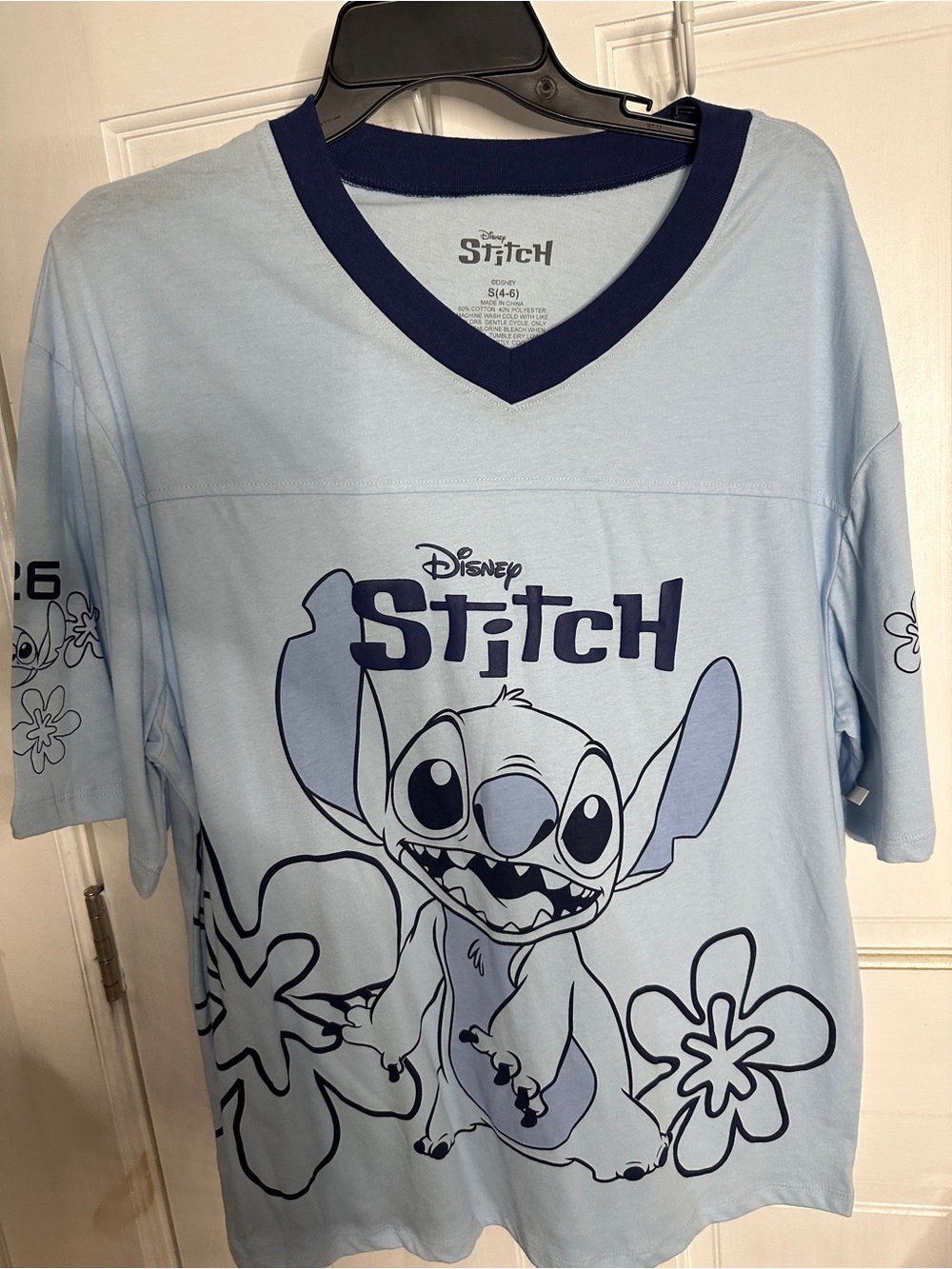 NEW Disney Stitch Oversixed V-Neck Shirt size small 4-6